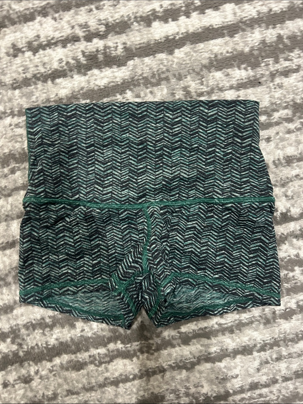 lululemon athletica Green and Black Chevron High-Rise Athletic Boyshorts